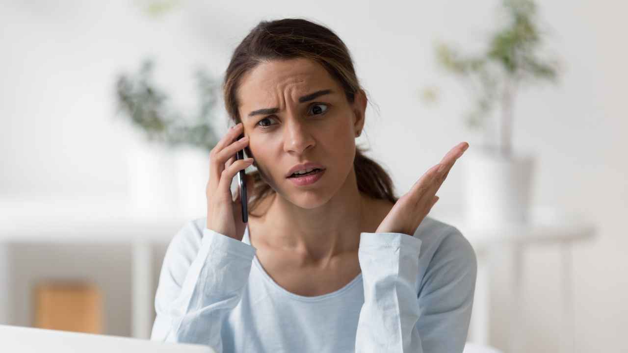 Have you ever heard of Vishing?  It’s a way to steal thousands of euros from you  Take care