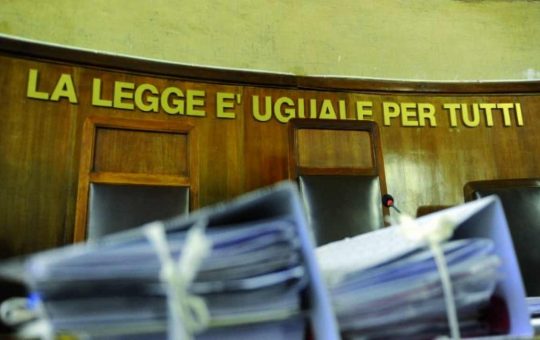 Niente vacanze se non si pagano le multe
