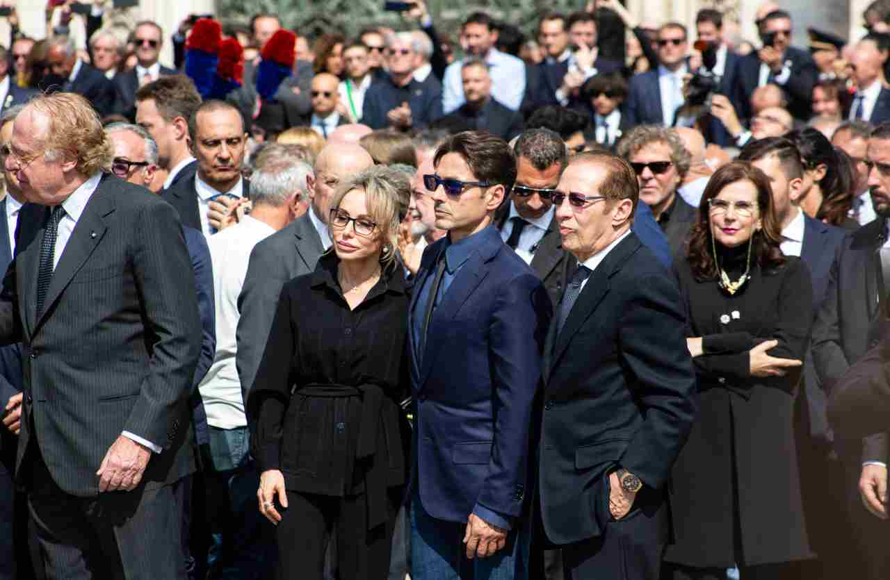 Pier Silvio e Marina Berlusconi assurdo
