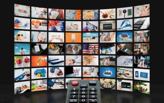 Guardare film, oggi è possibile essere pagati per farlo