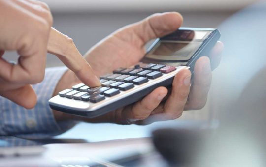calcolo spese mensili e annuali fisse