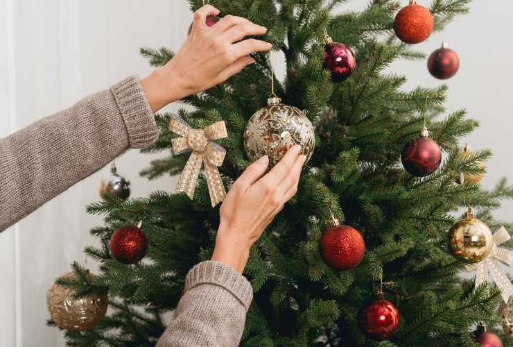 Consumo energetico per le decorazioni natalizie