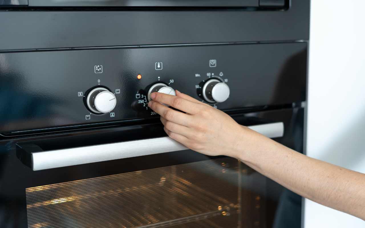 Pulire facilmente il forno