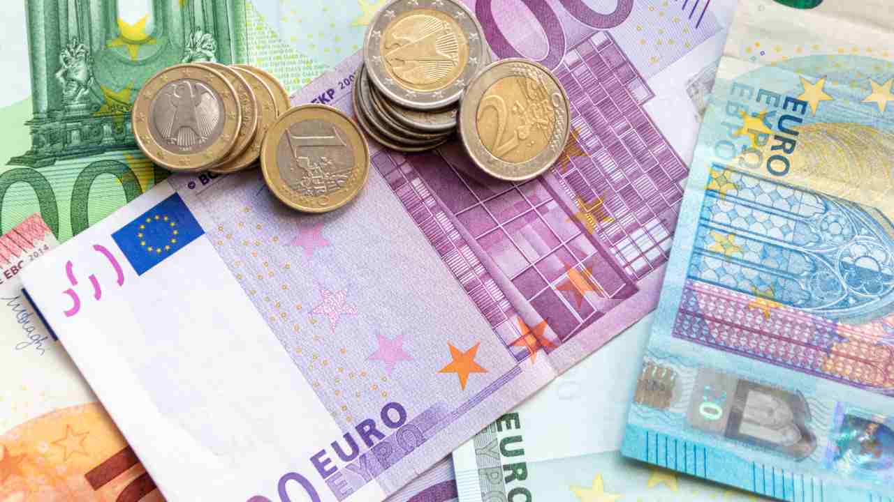 Bonus Carburante 2024 A Chi Spetta Agevolazioni e bonus 2024, cosa spetta a chi guadagna 1500 euro al mese